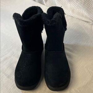 Black Fur-Lined Boots
